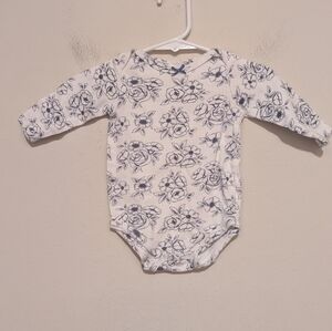 HB white with blue flowers onsie size 3 to 6 months
